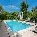 Reve De Provence Avec Jardin Et Piscine Villa