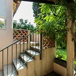 Reve De Provence Avec Jardin Et Piscine Villa