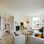 Reve De Provence Avec Jardin Et Piscine Villa